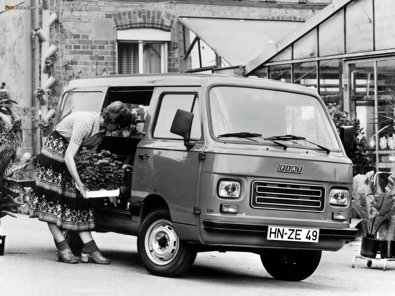 Fiat 900E Van 1980–85 photos (1280 x 960)