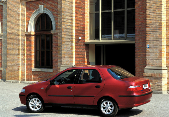 Images of Fiat Albea 2002–04