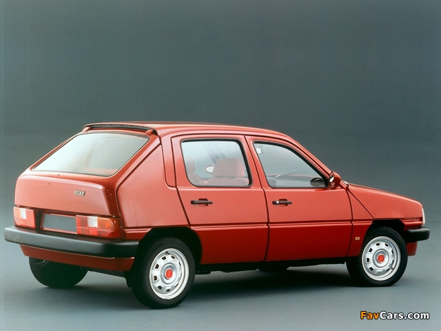 Fiat VSS Concept 1981 images (640 x 480)