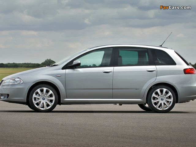Photos of Fiat Croma UK-spec (194) 2005–2007 (640 x 480)