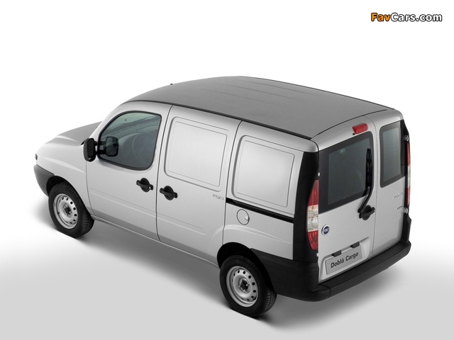 Fiat Doblò Cargo BR-spec (223) 2001–09 photos (640 x 480)