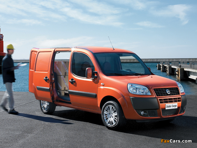 Fiat Doblò Cargo (223) 2005 photos (640 x 480)