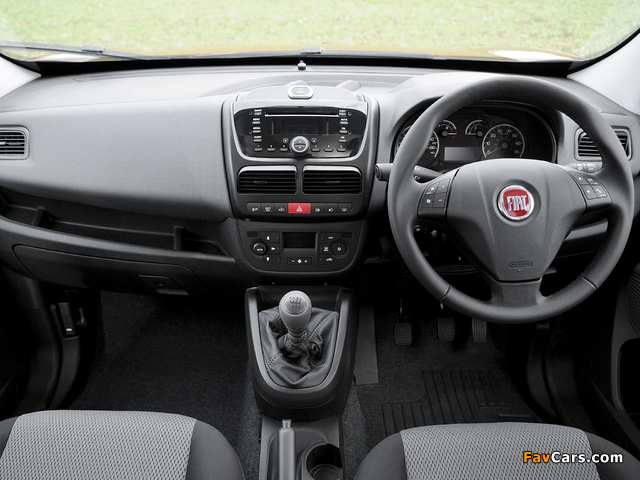 Fiat Doblò UK-spec (263) 2010 images (640 x 480)
