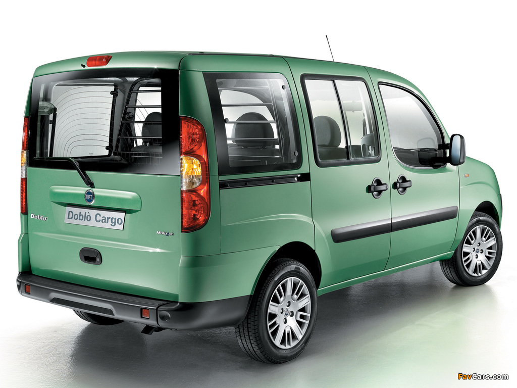 Images of Fiat Doblò Cargo Combi (223) 2005 (1024 x 768)