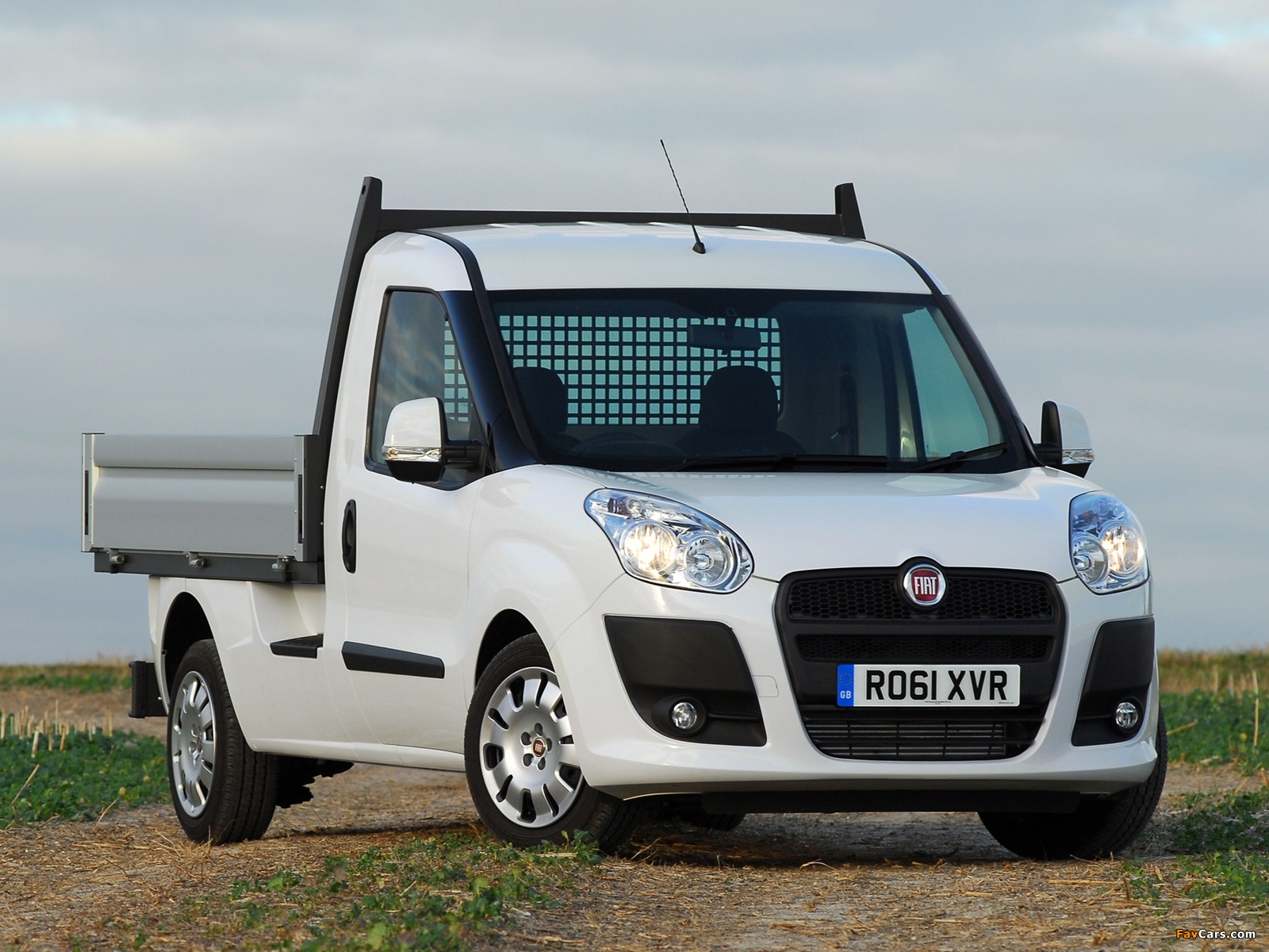 Pictures of Fiat Doblò Work Up UK-spec (263) 2011 (1600 x 1200)