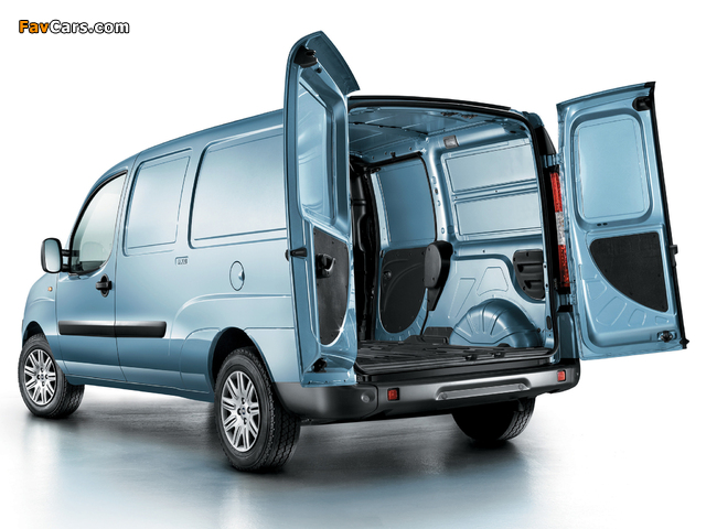 Fiat Doblò Cargo Maxi (223) 2005–09 wallpapers (640 x 480)