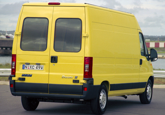 Fiat Ducato Maxi Van AU-spec 2002–06 photos