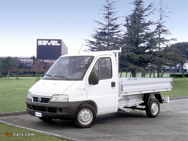 Fiat Ducato Pickup 2002–06 wallpapers (640 x 480)