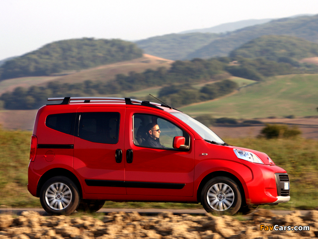 Fiat Qubo Trekking (225) 2009–11 images (640 x 480)