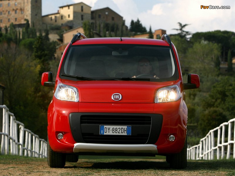 Fiat Qubo Trekking (225) 2009–11 photos (800 x 600)