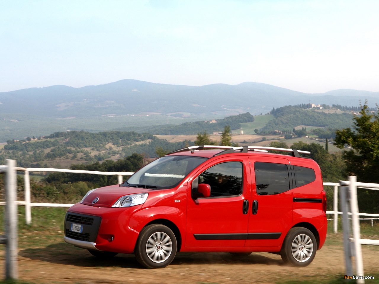 Fiat Qubo Trekking (225) 2009–11 pictures (1280 x 960)