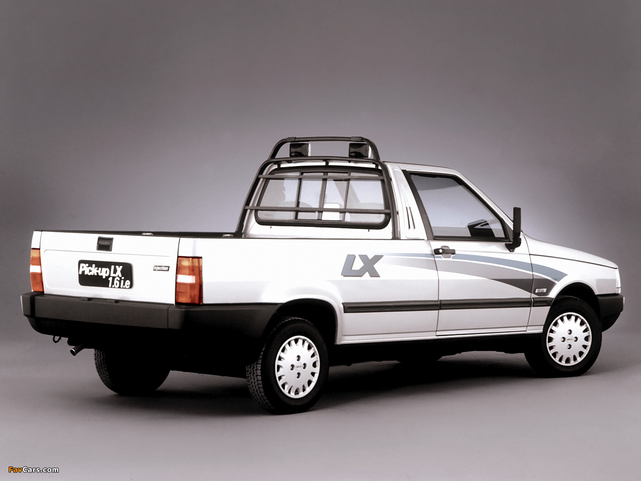 Photos of Fiat Fiorino Pick-up LX BR-spec (II) 1992–96 (1280 x 960)