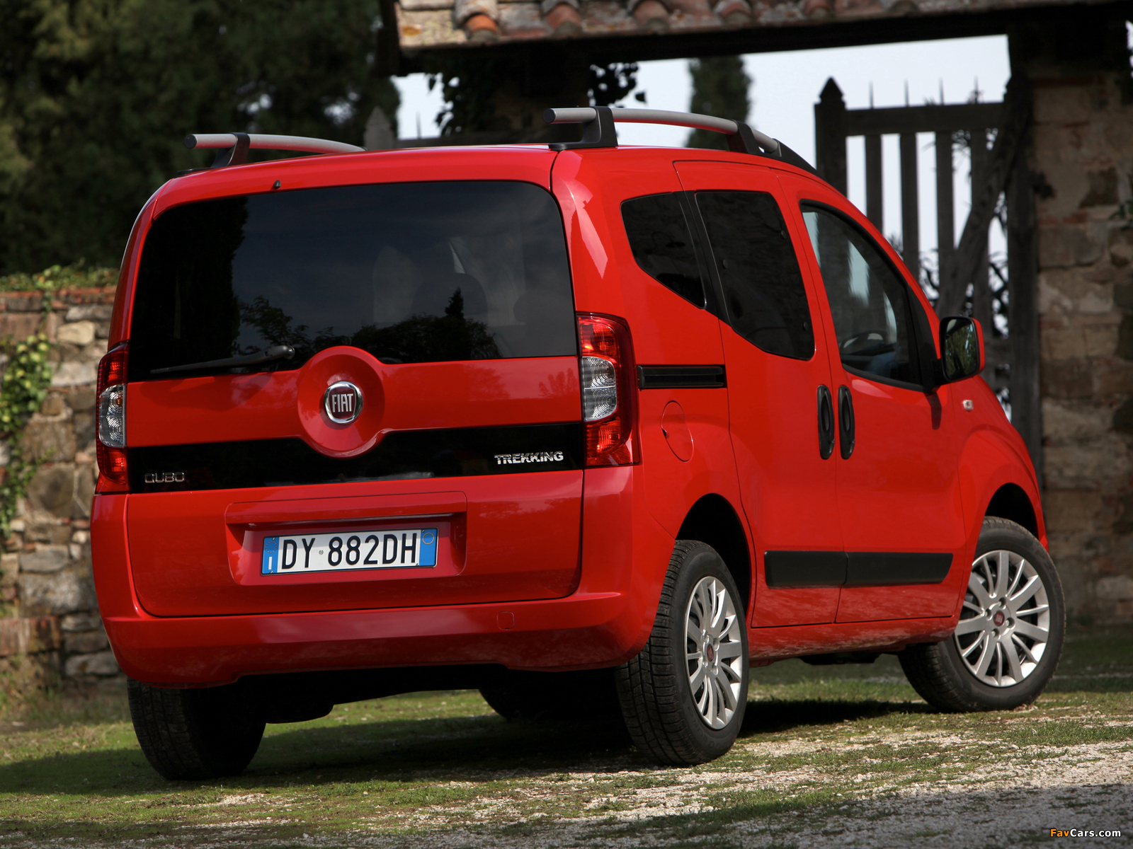 Pictures of Fiat Qubo Trekking (225) 2009–11 (1600 x 1200)