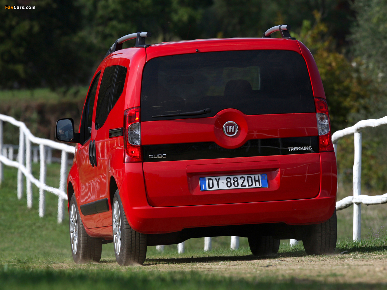 Fiat Qubo Trekking (225) 2009–11 wallpapers (1280 x 960)