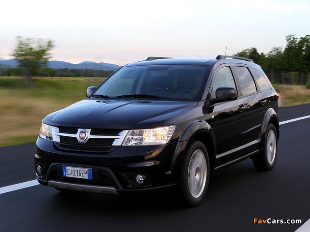 Images of Fiat Freemont (345) 2011 (640 x 480)