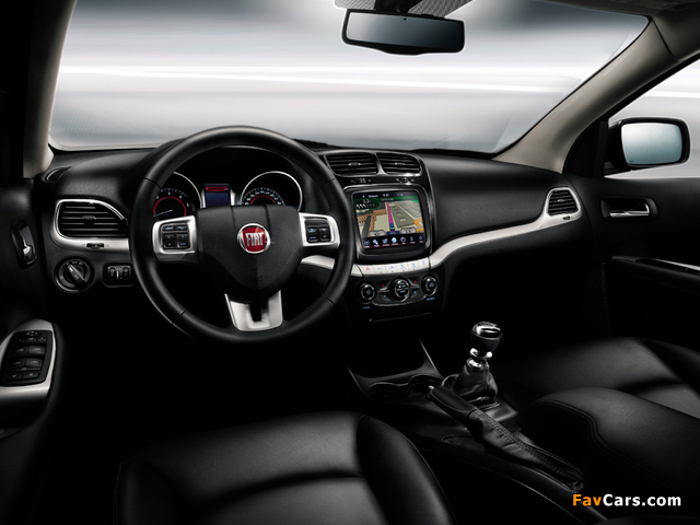 Images of Fiat Freemont (345) 2011 (640 x 480)