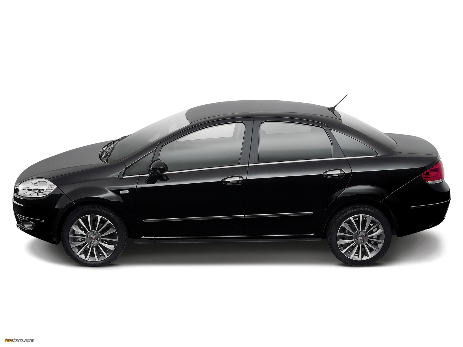 Fiat Linea BR-spec (323) 2008 wallpapers (1600 x 1200)