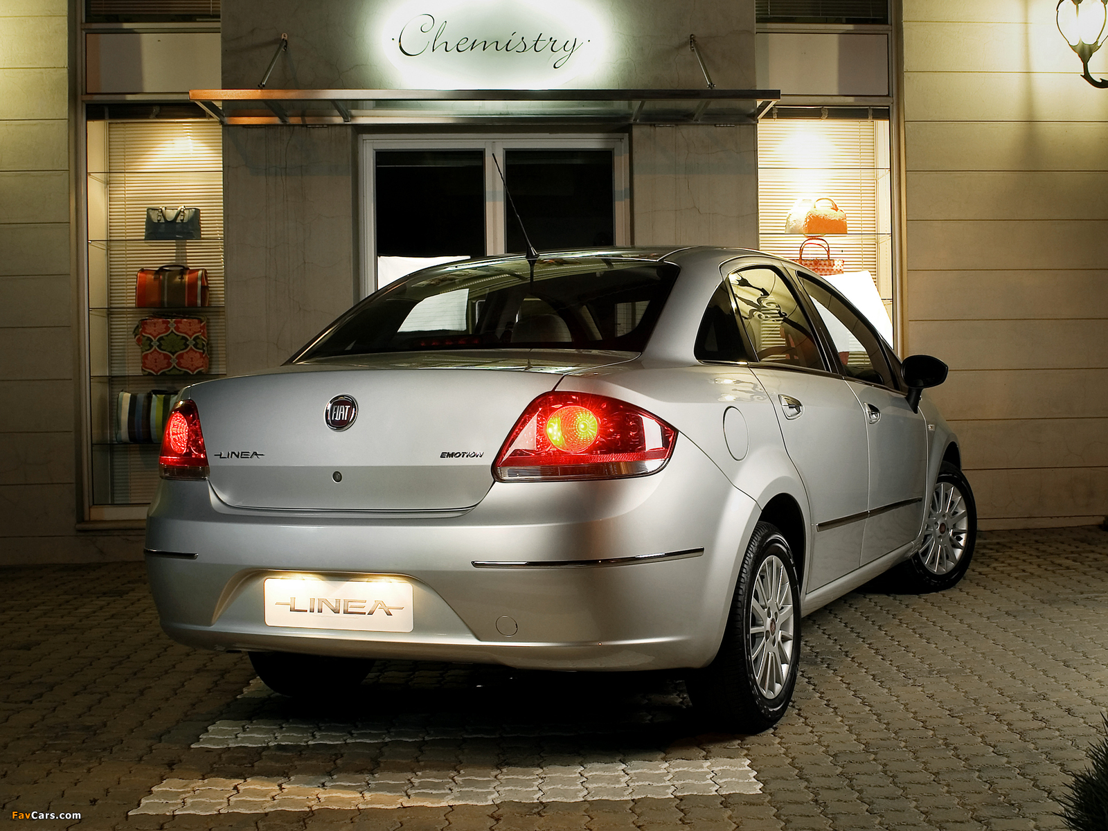 Fiat Linea ZA-spec 2009 wallpapers (1600 x 1200)