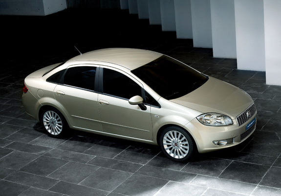 Pictures of Fiat Linea 2007