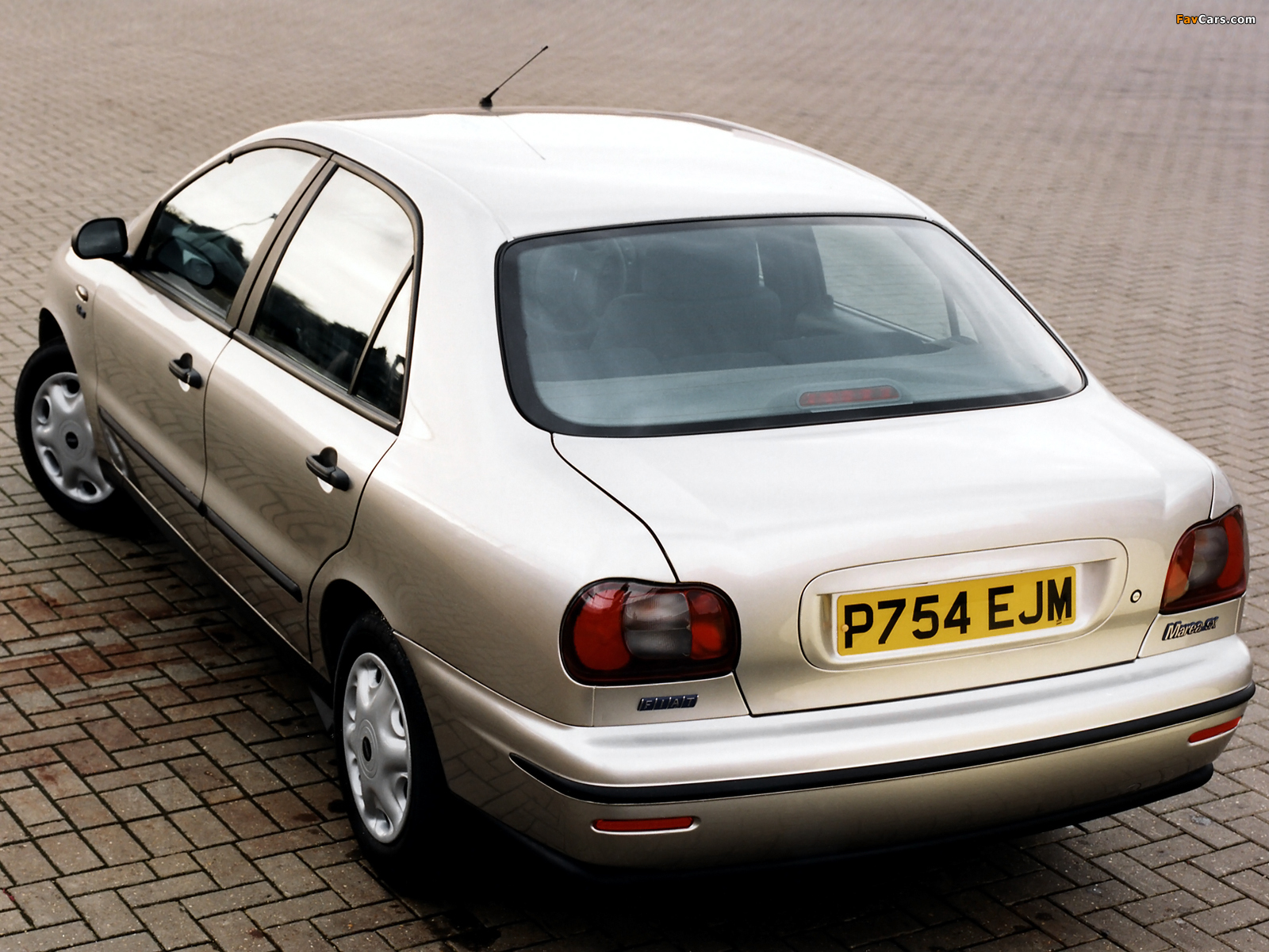 Photos of Fiat Marea UK-spec (185) 1996–2002 (1600 x 1200)