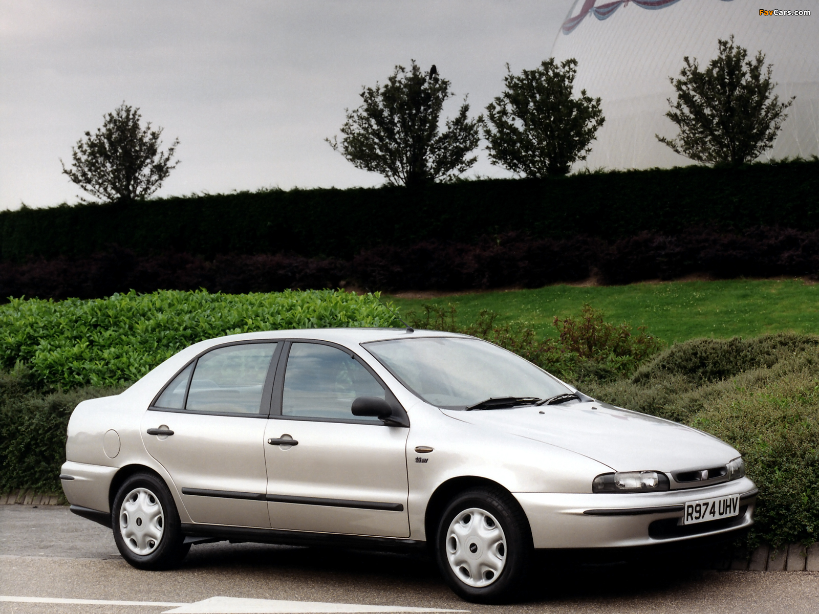 Pictures of Fiat Marea UK-spec (185) 1996–2002 (1600 x 1200)