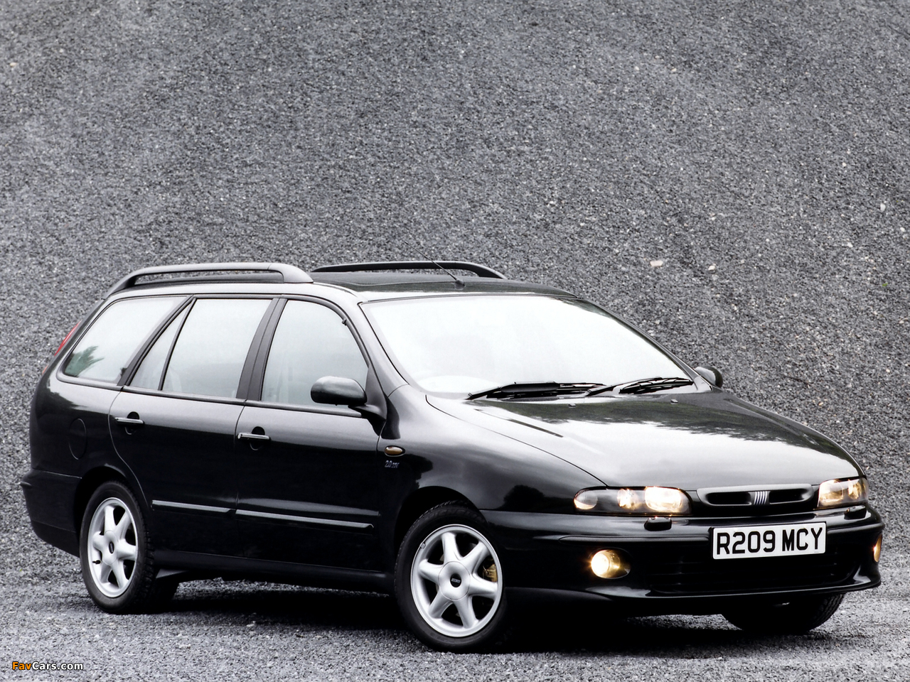 Pictures of Fiat Marea Weekend UK-spec (185) 1996–2003 (1280 x 960)