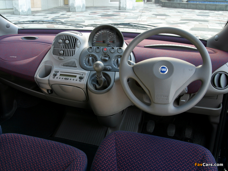 Pictures of Fiat Multipla JP-spec 2002–04 (800 x 600)