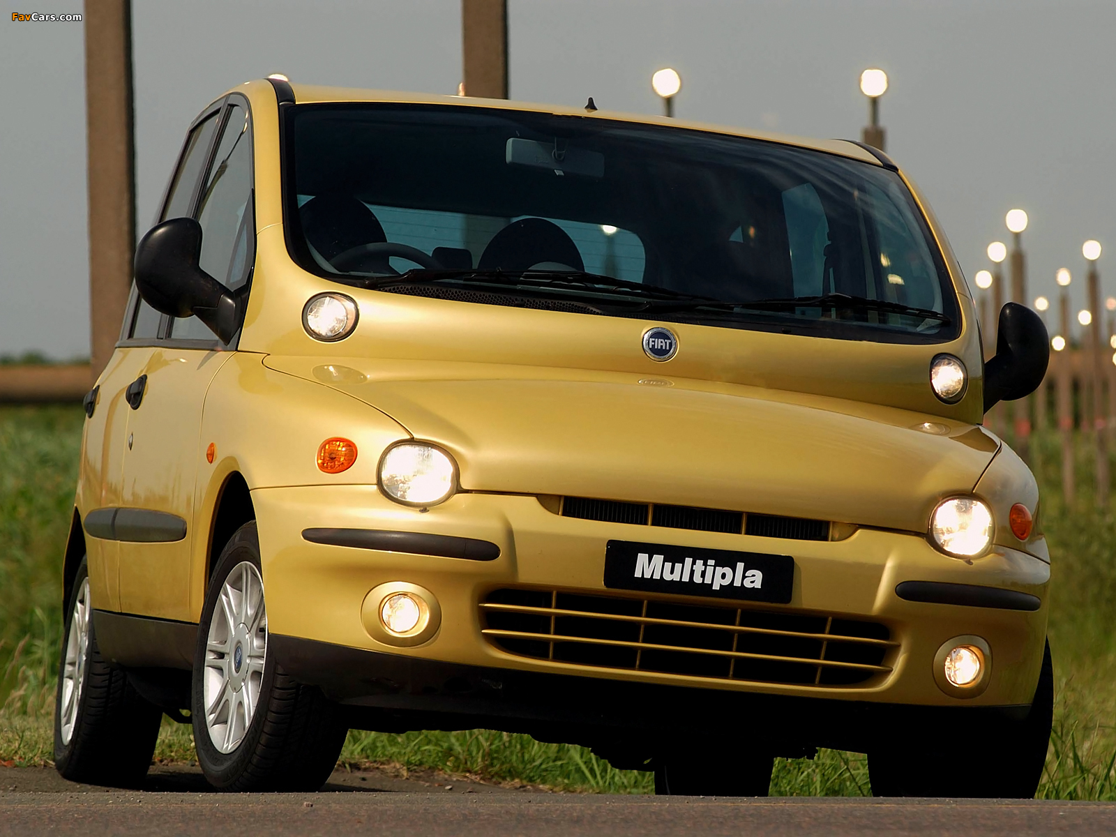 Pictures of Fiat Multipla ZA-spec 2003–04 (1600 x 1200)