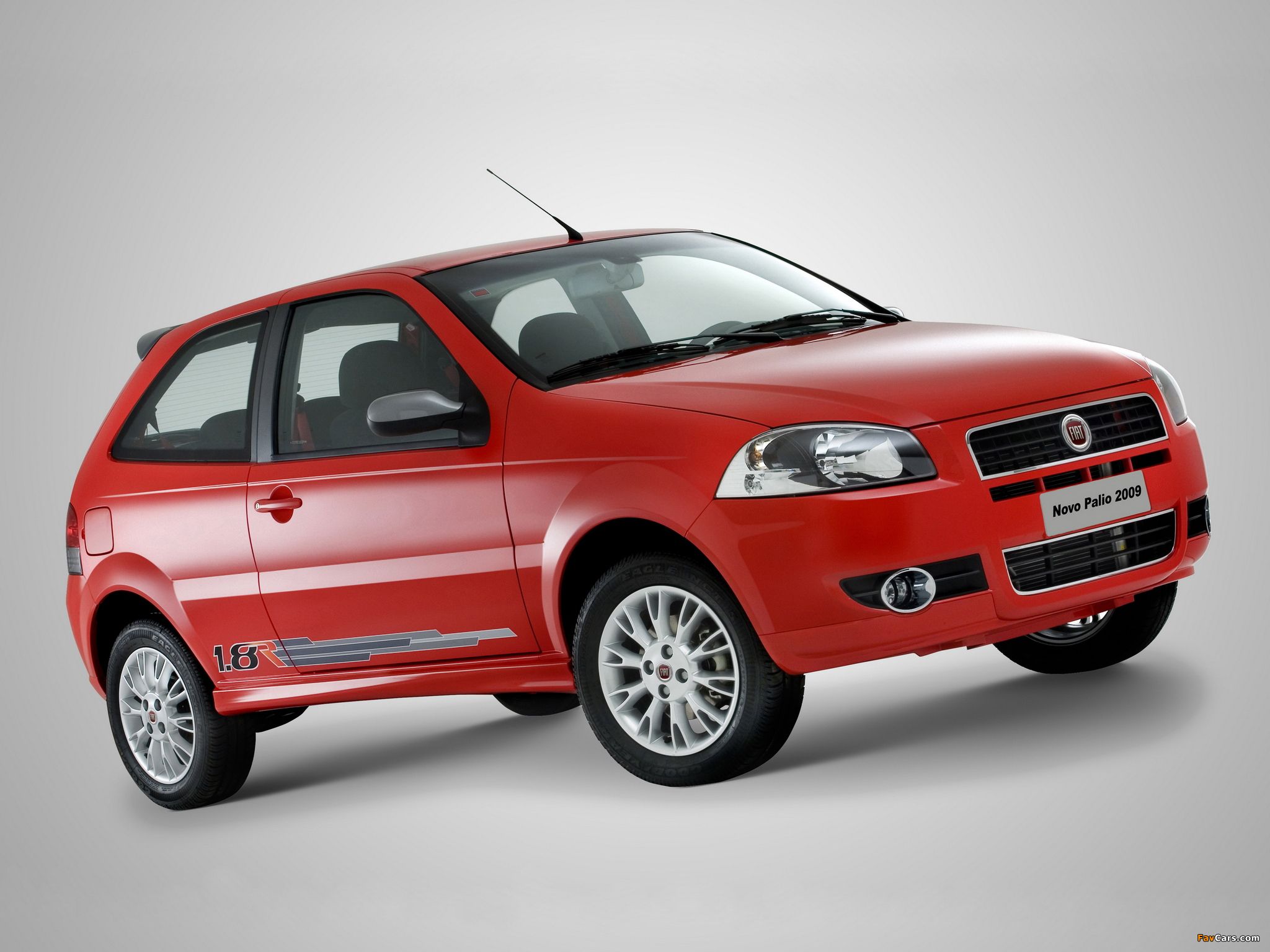 Photos of Fiat Palio 1.8R 3-door (178) 2007–09 (2048 x 1536)