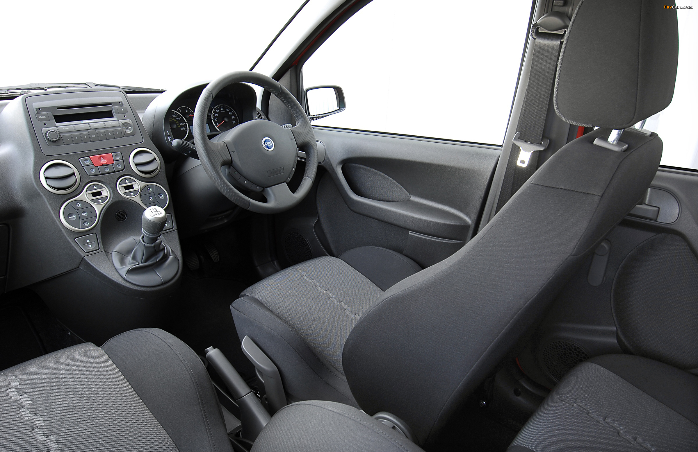 Images of Fiat Panda 100HP UK-spec (169) 2006–10 (2400 x 1556)