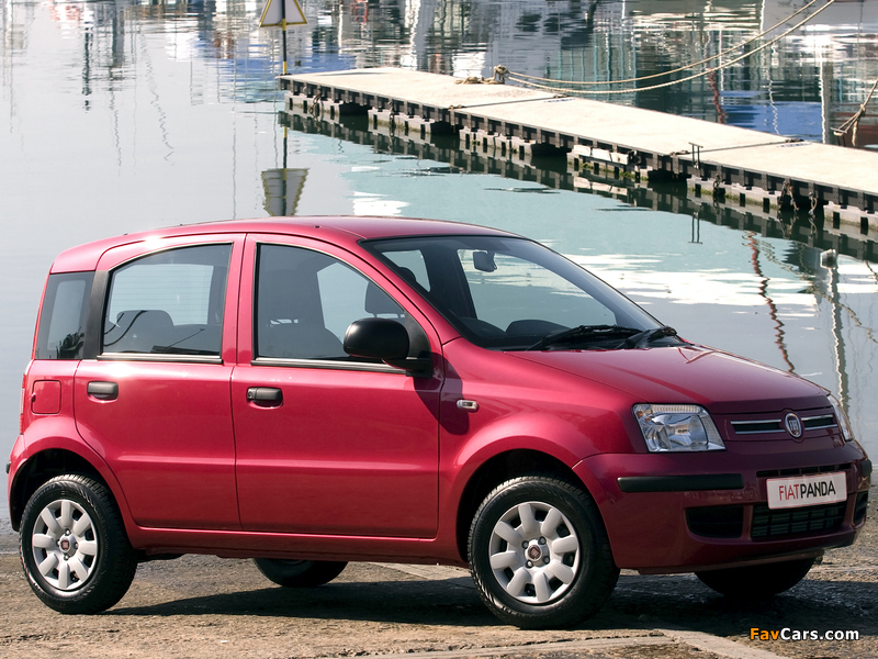 Images of Fiat Panda ZA-spec (169) 2010–12 (800 x 600)