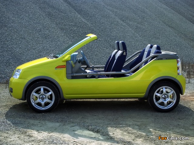 Photos of Fiat Marrakech Concept (169) 2003 (640 x 480)