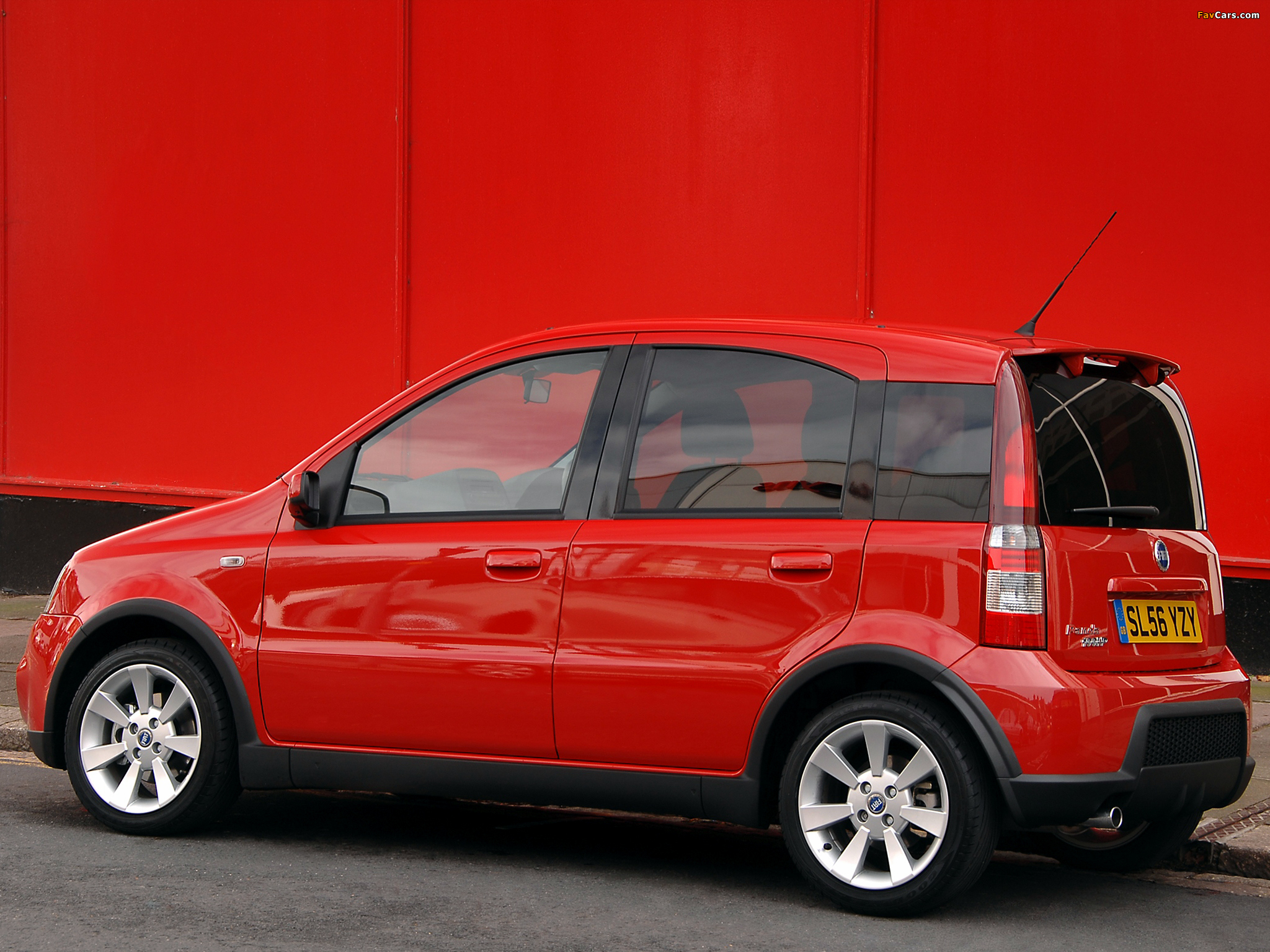 Photos of Fiat Panda 100 HP UK-spec (169) 2006–10 (2048 x 1536)