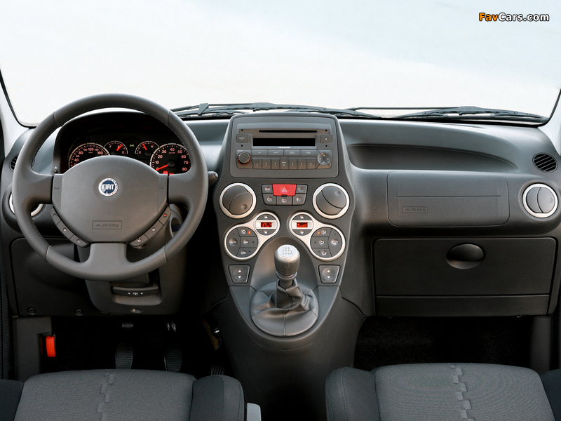 Pictures of Fiat Panda 100 HP (169) 2006–10 (800 x 600)