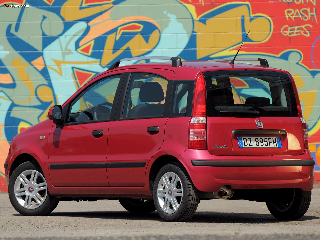 Pictures of Fiat Panda (169) 2009–12 (1280 x 960)