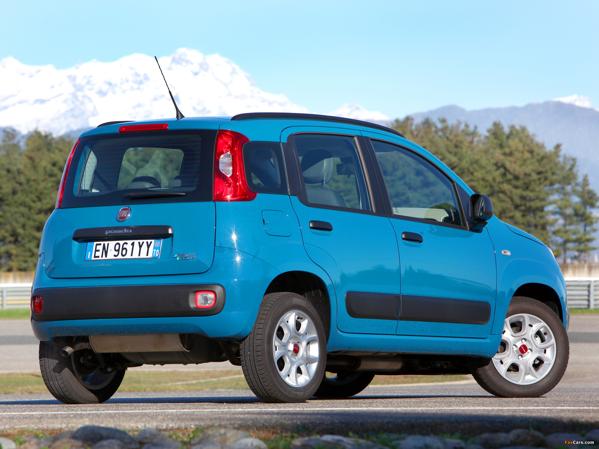 Pictures of Fiat Panda Natural Power (319) 2012 (2048 x 1536)