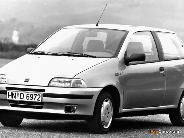 Fiat Punto 3-door (176) 1993–1999 photos (640 x 480)