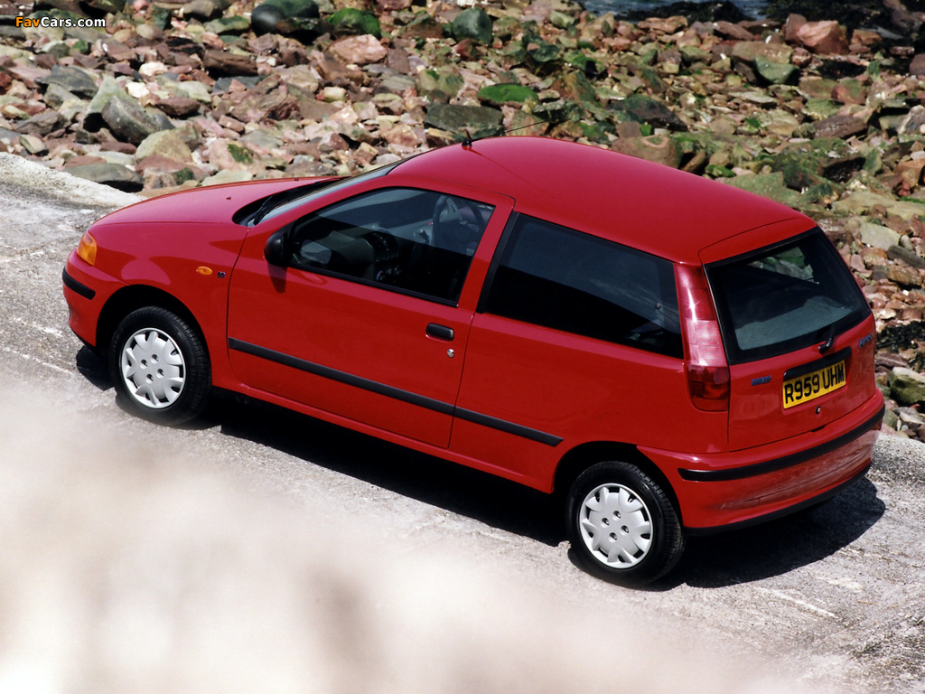 Fiat Punto 3-door UK-spec (176) 1993–99 pictures (1024 x 768)