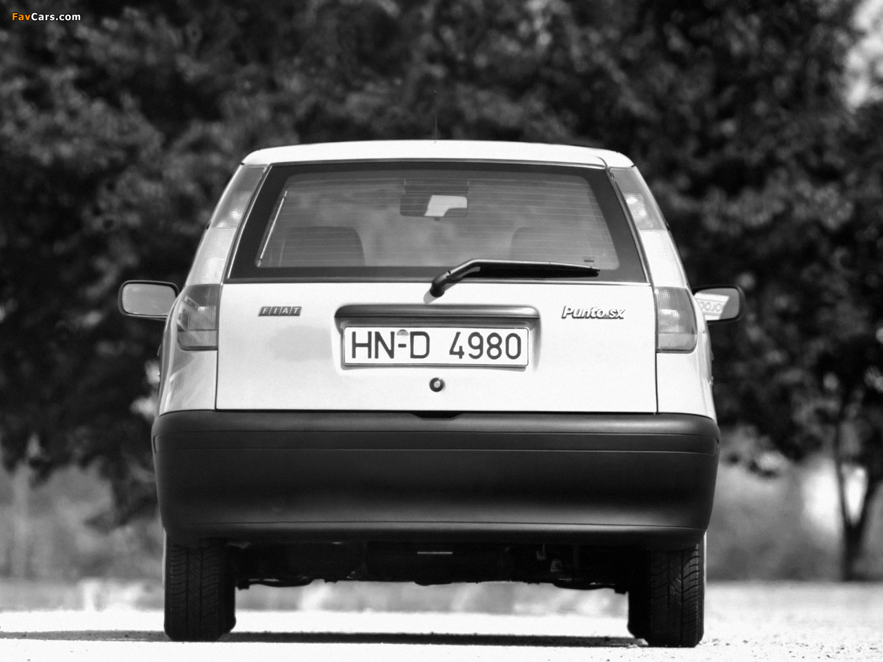 Fiat Punto 3-door (176) 1993–1999 pictures (1280 x 960)