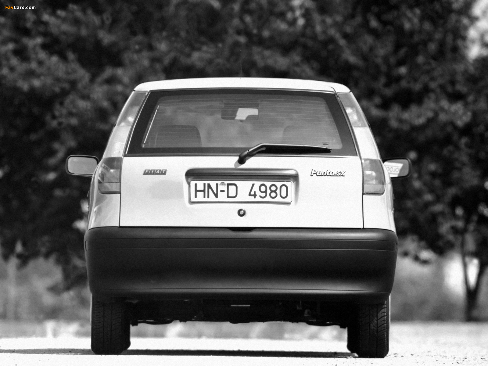 Fiat Punto 3-door (176) 1993–1999 pictures (1600 x 1200)