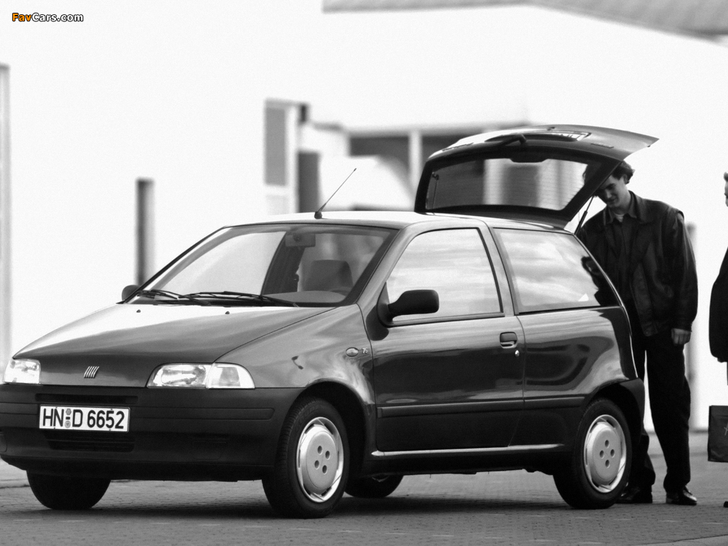 Fiat Punto 3-door (176) 1993–1999 pictures (1024 x 768)