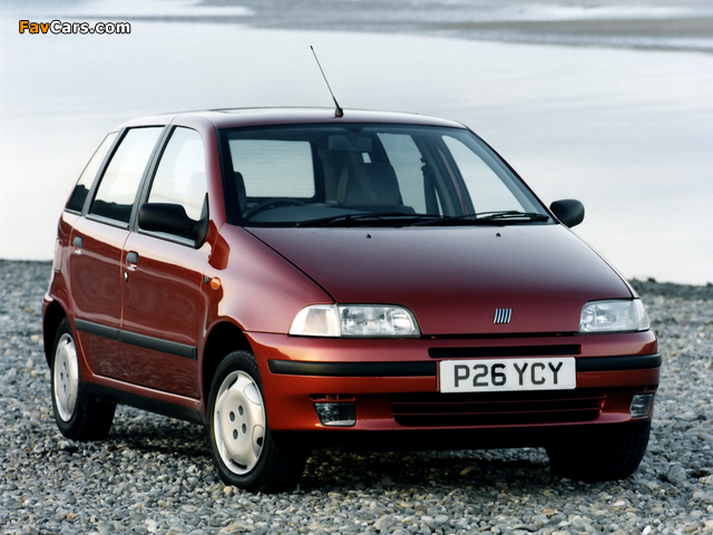 Fiat Punto 5-door UK-spec (176) 1993–99 wallpapers (640 x 480)