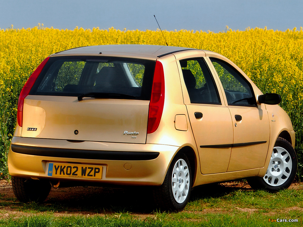 Fiat Punto 5-door UK-spec (188) 1999–2003 photos (1024 x 768)