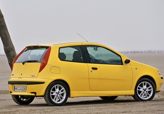 Fiat Punto Sporting (188) 1999–2003 pictures