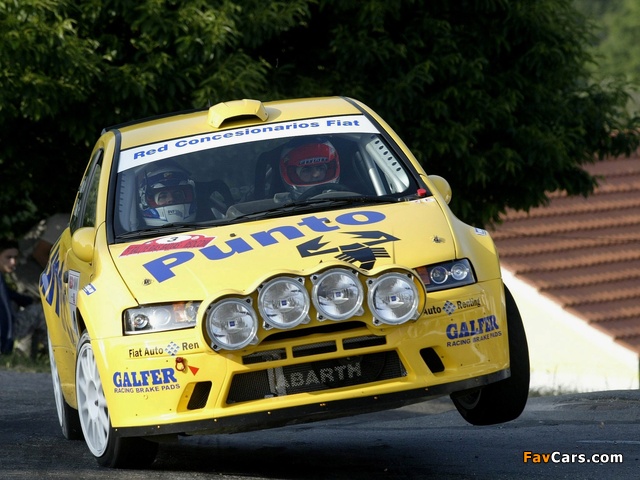 Fiat Punto Super 1600 (188) 2000–03 pictures (640 x 480)