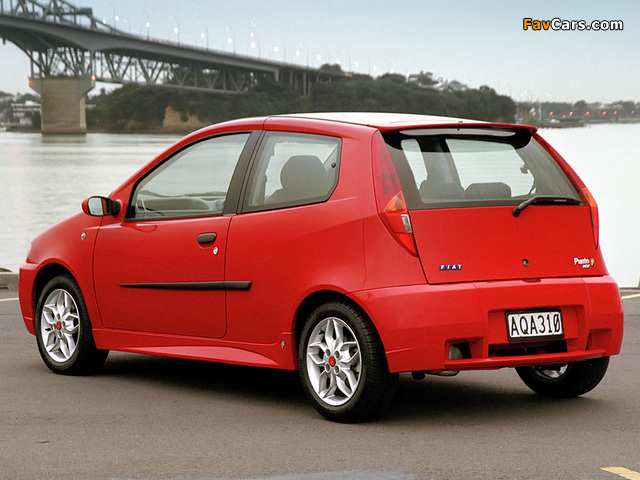 Fiat Punto HGT Abarth NZ-spec (188) 2002–03 images (640 x 480)