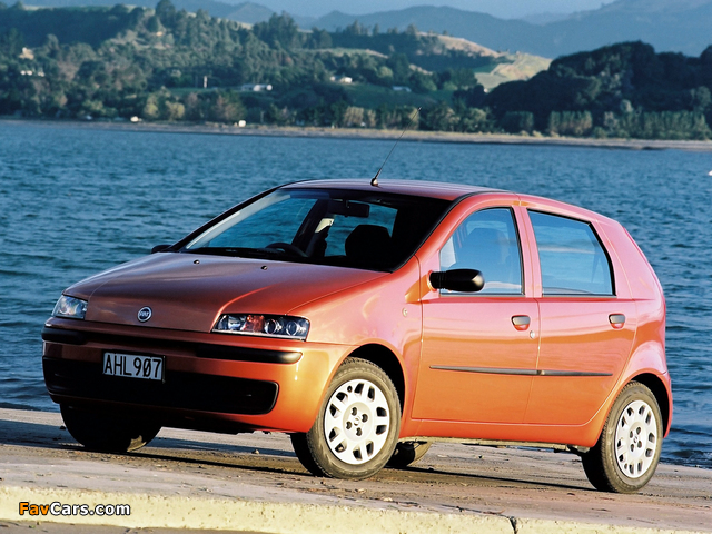 Fiat Punto 5-door NZ-spec (188) 2002–03 photos (640 x 480)