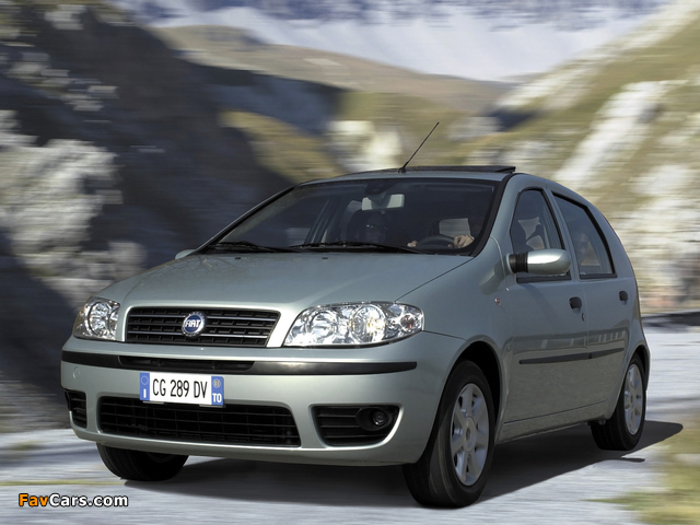 Fiat Punto 5-door (188) 2003–07 images (640 x 480)