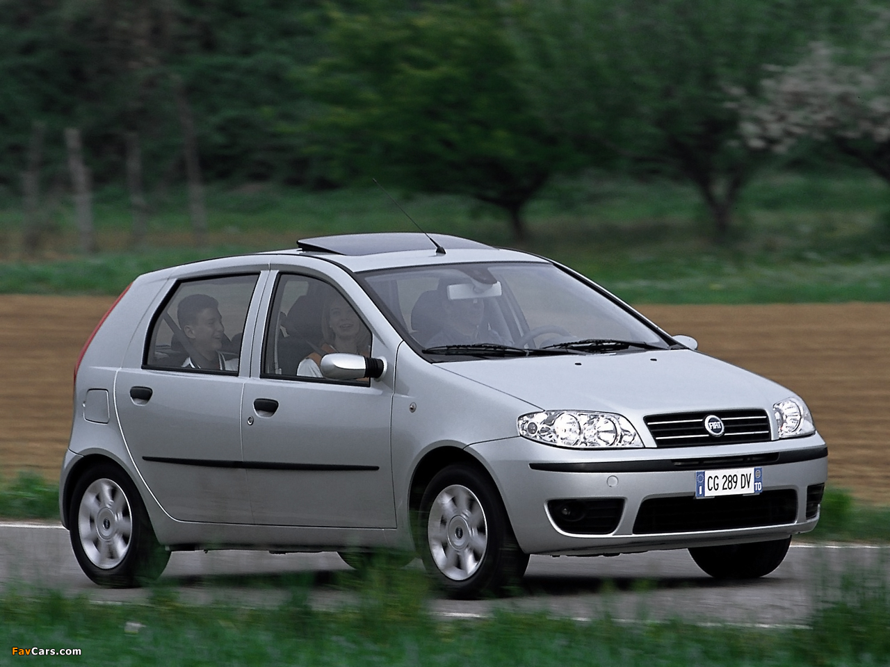 Fiat Punto 5-door (188) 2003–07 images (1280 x 960)