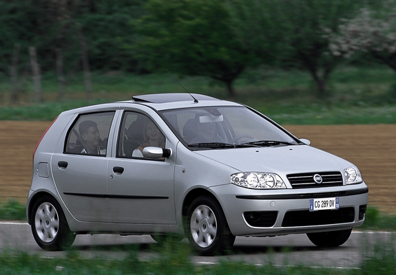 Fiat Punto 5-door (188) 2003–07 images